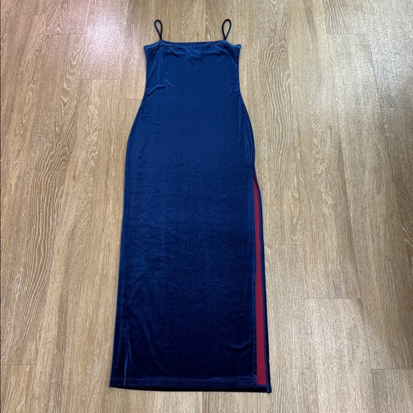Vintage Finesse USA Blue Velvet Side Split Spaghetti Strap 90s Maxi Dress Gown M - Picture 4 of 10